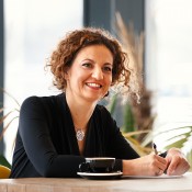 Dr. Sárdi-Papp Réka